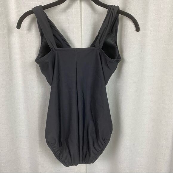Lands End Black Slendersuit Grecian Tummy Control One Piece Swimsuit Sz.6P NWOT - Picture 8 of 14